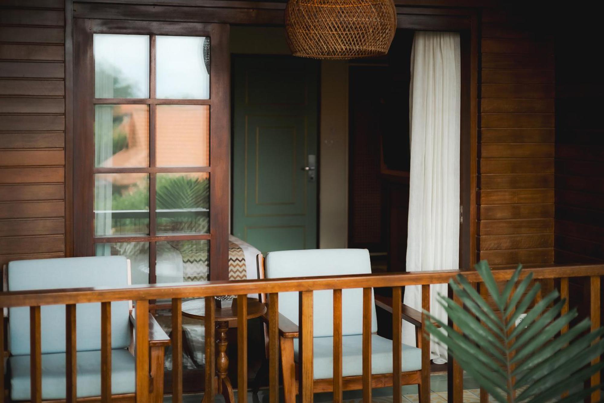 Fourteen Roses Boutique Hotel, Kuta Legian Exterior foto